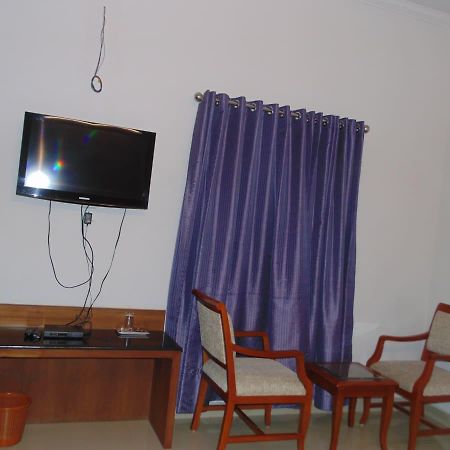 Premier House Hotel Thiruvananthapuram Exterior photo